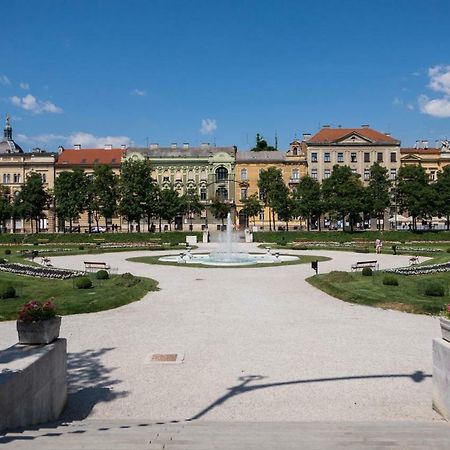 White Rose Apartment Zagreb Extérieur photo