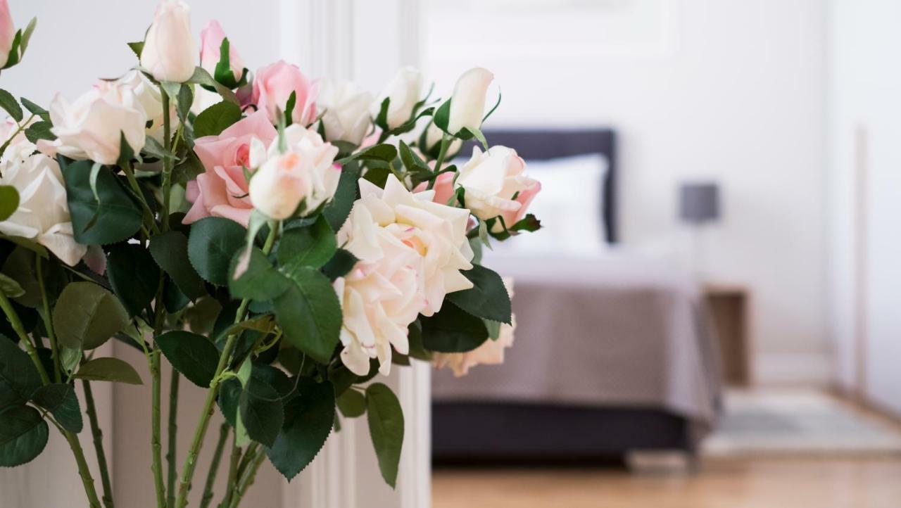 White Rose Apartment Zagreb Extérieur photo